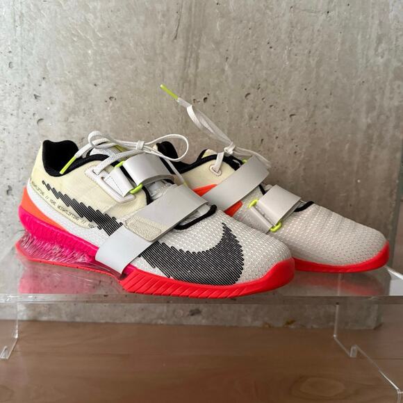 Nike Romaleos 4 SE White Black Bright Crimson SZ 7.5 - Picture 3 of 10